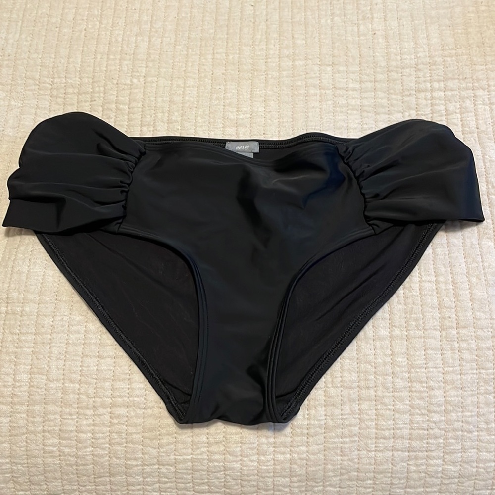 Aerie bikini bottoms size medium